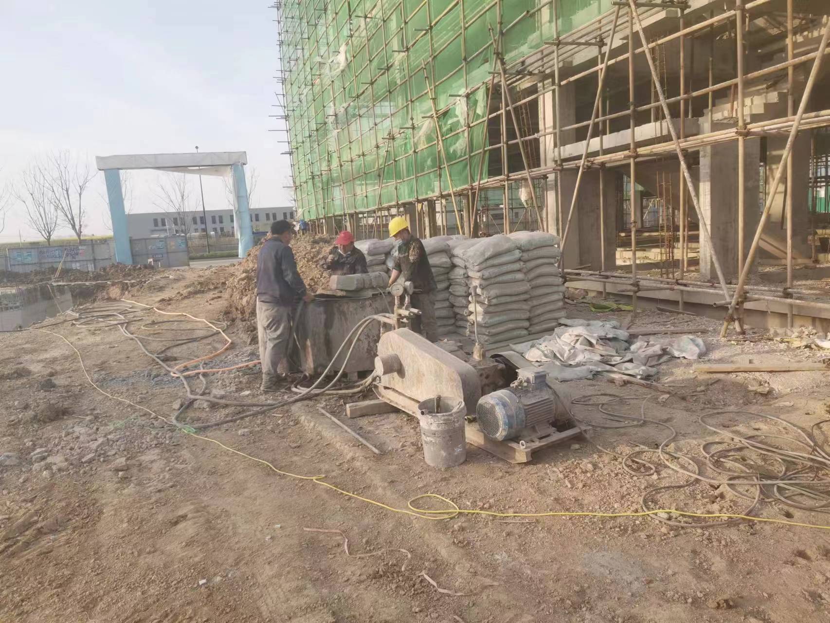 新洲别墅下沉注浆